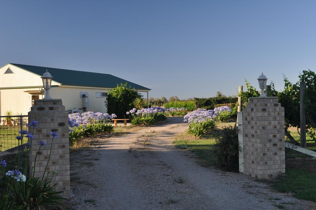 Milawa Muscat Retreat B&B Екстериор снимка